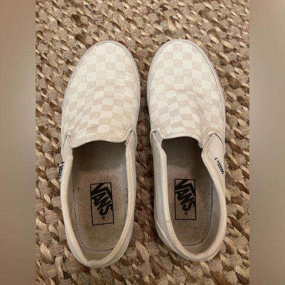Checkered Slip-On Vans Shoes - Picture 2 of 9